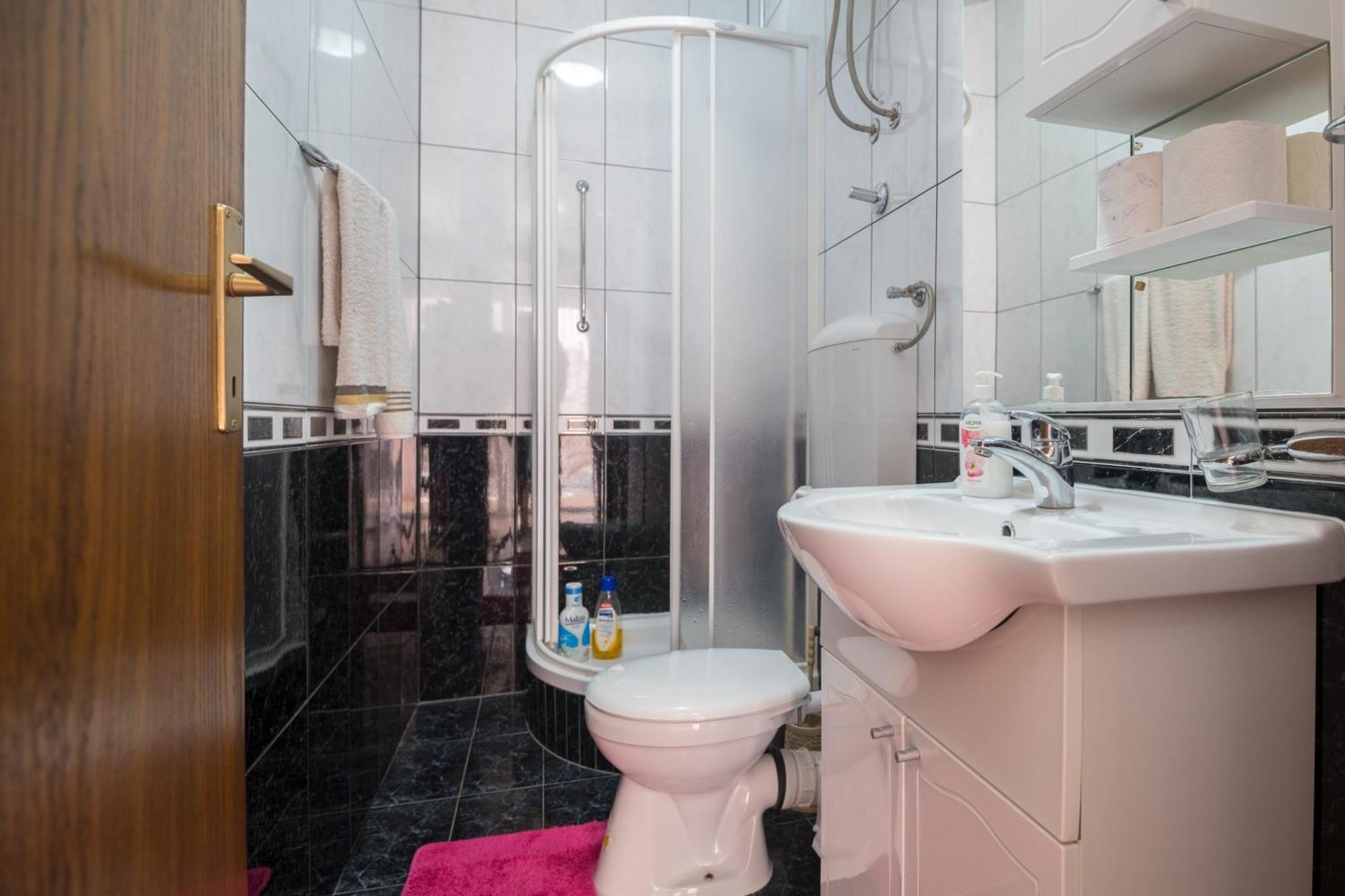 Villa San Neum Room photo
