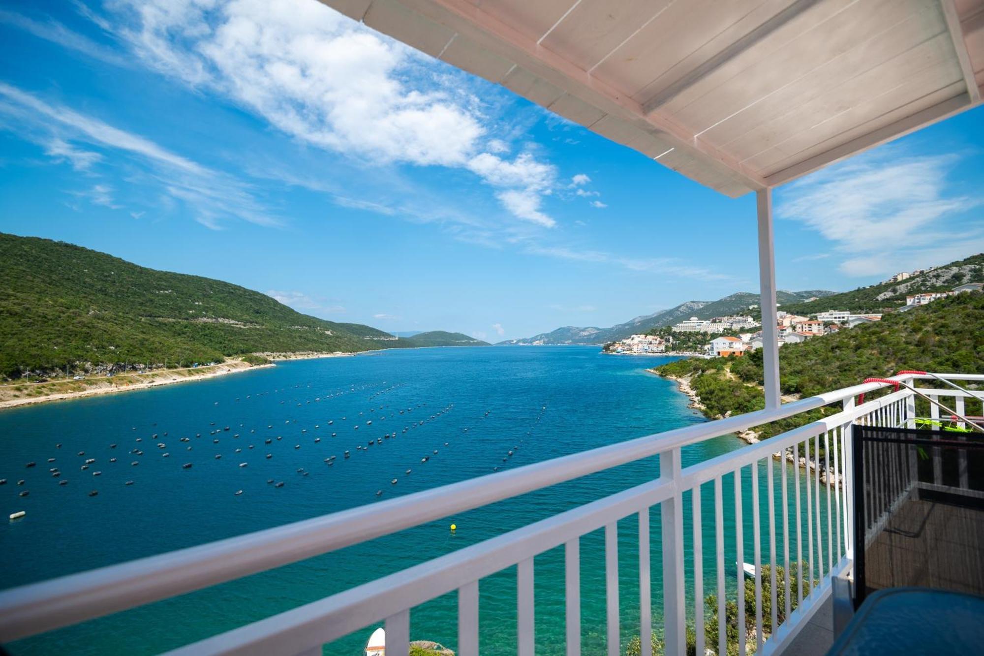 Villa San Neum Room photo