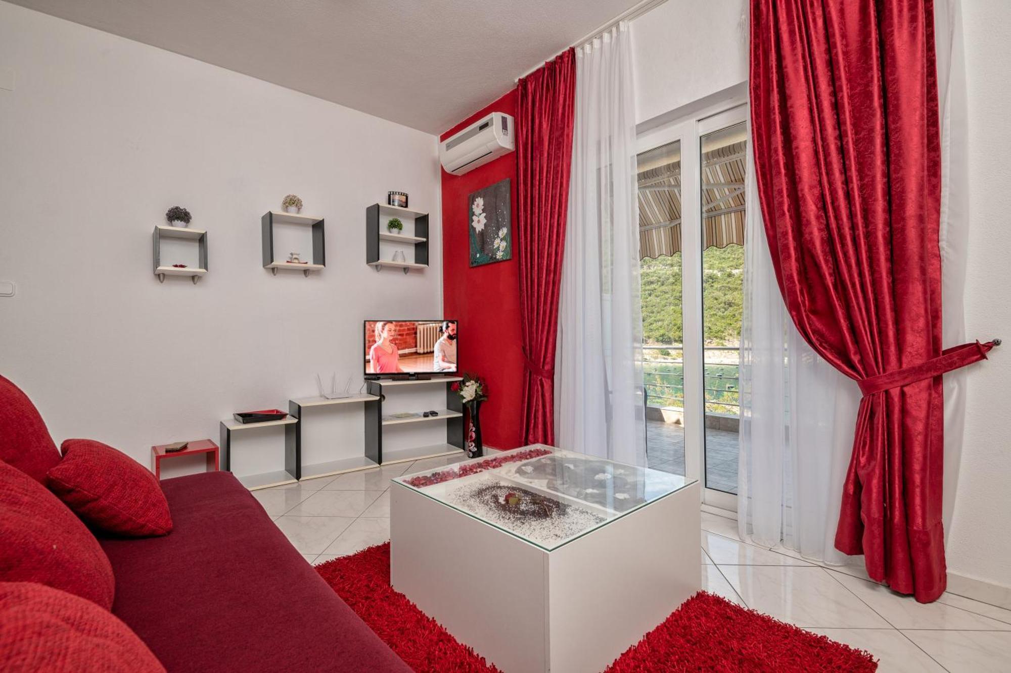 Villa San Neum Room photo